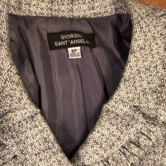 Giorgio Sant'Angelo gray & white skirt suit set - Picture 7 of 8